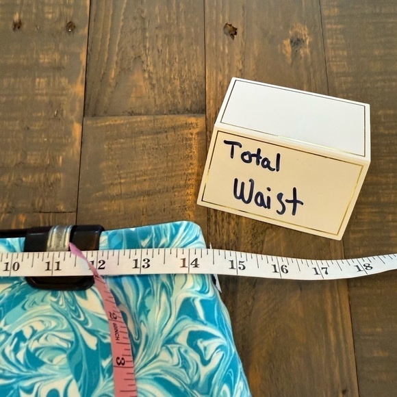 Michael Kors floral  mini skirt size 2 - Picture 8 of 8